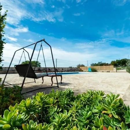 Irena Comfortable * بنكوفاتش