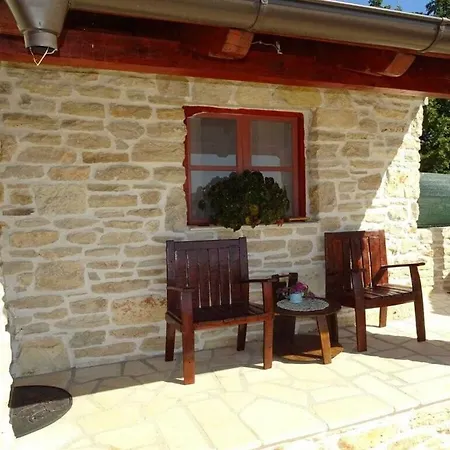 بيت للعطل Irena Comfortable