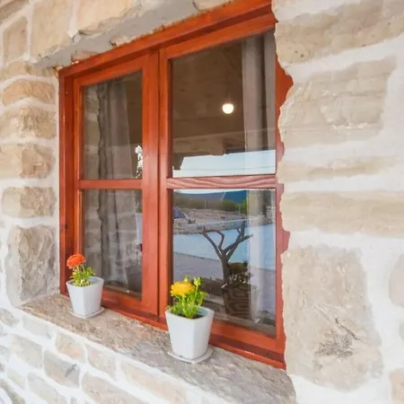 بيت للعطل Irena Comfortable *