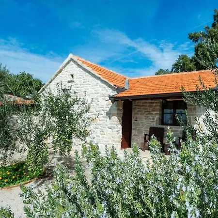 بيت للعطل Irena Comfortable