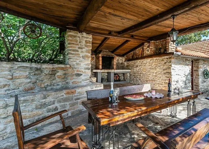 Irena Comfortable Σπίτι διακοπών Benkovac