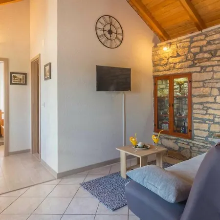 Irena Comfortable Holiday home *